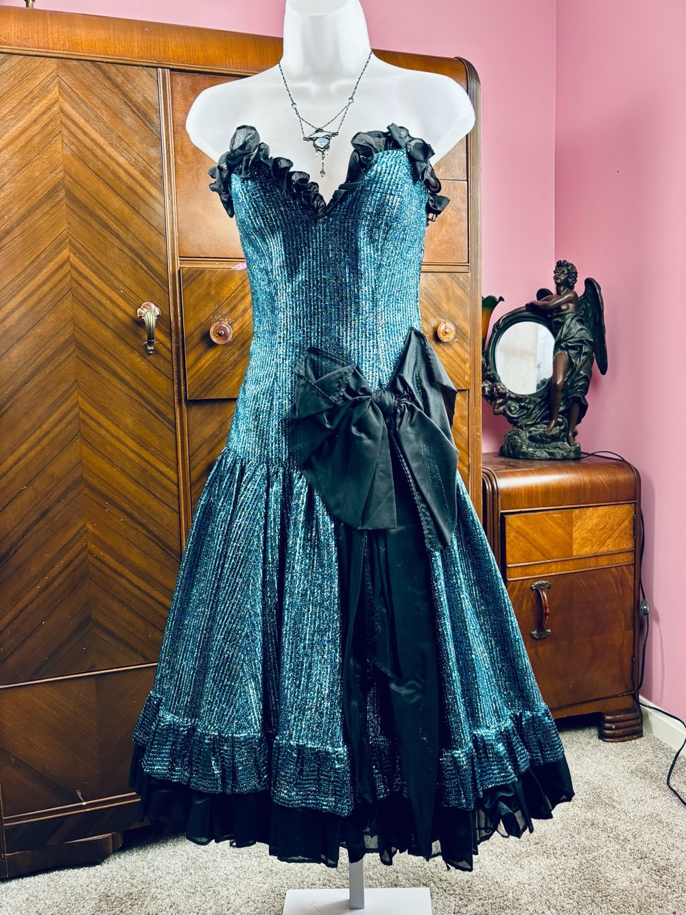 Vintage Teal Ruffled Evening Dress with Black Bow XXS